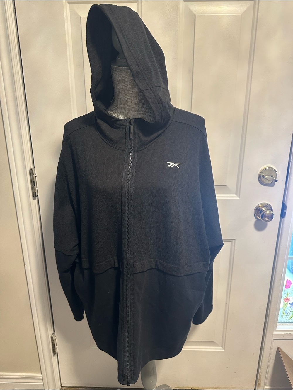 NWT- Women's Size 2X Reebok Black Hooded Jacket with Subtle Logo